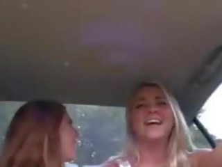 Tenn College Girls Penetrating In Cars