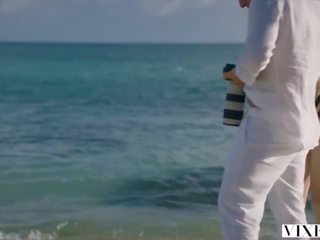 Vixen Model Has grand desiring dirty video on the Beach
