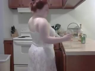 Kitchen Tease Chubby: Free American Chubby adult clip film 6b | xHamster