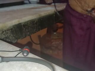Frist Time sex video with Bhabi Ik Kitchen Sex: Indian Old man adult movie